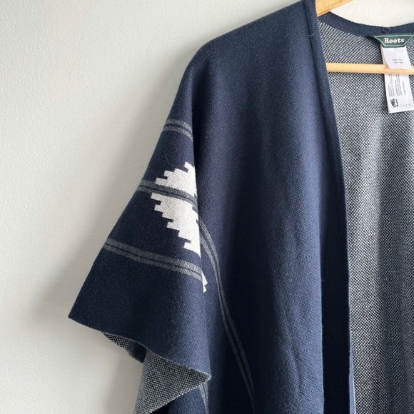 Aztec Wrap - Picture 2 of 4